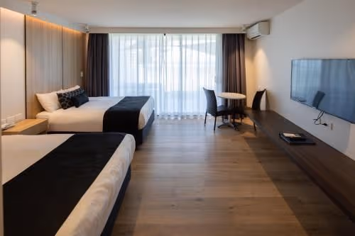 Twin Double Room with Sea View - Ground Floor