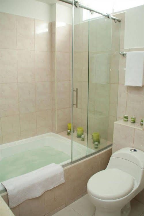Hotel Condina1