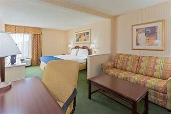 Holiday Inn Express York4