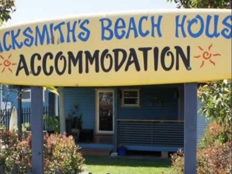 Blacksmiths Beach House4