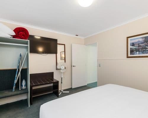 One-Bedroom Apartment with Spa Bath
