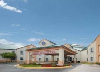 Quality Suites Airport Quality Suites Airport