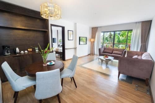 Suite with Sea View