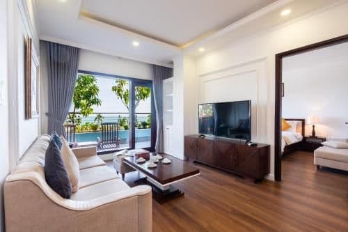 Family Room with Sea View