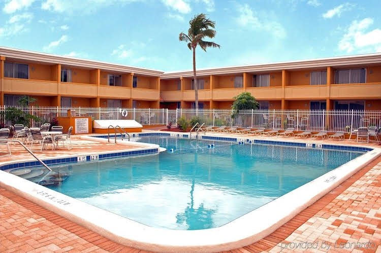 Punta Gorda Waterfront Hotel & Suites0
