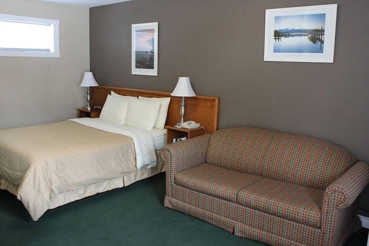 Sunset Inn0