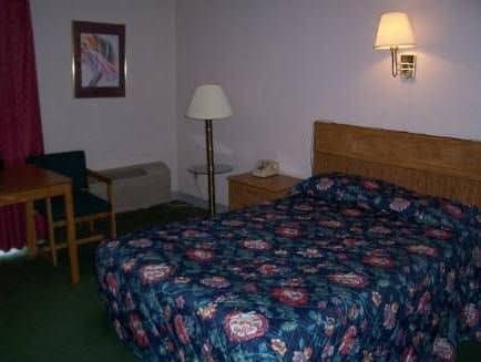 Americas Best Value Inn Bloomington Americas Best Value Inn Bloomington