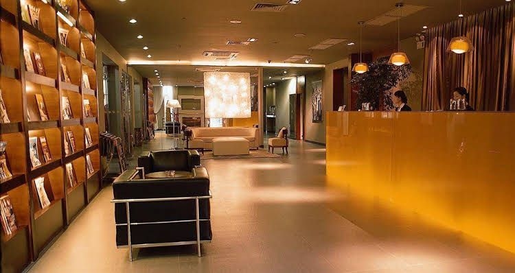 Chicago Suites International2