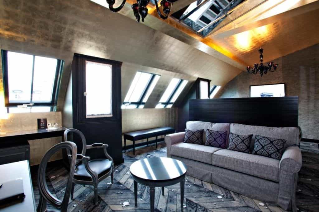 โรงแรมเมซอง อัลบาร์ เลอ ชองเซลิเซ โรงแรมเมซอง อัลบาร์ เลอ ชองเซลิเซ