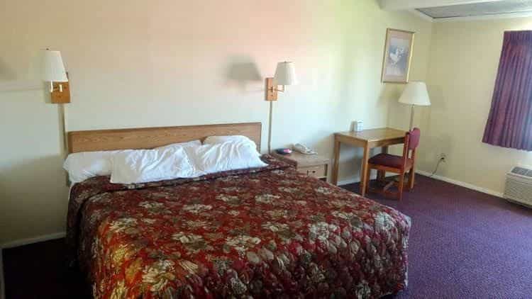 Red Carpet Inn Syracuse Airport