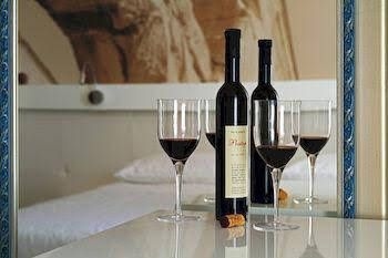 La Porta Luxury Rooms0