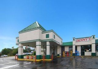 Econo Lodge4