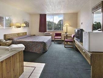 Regency Hotel & Conference Center1