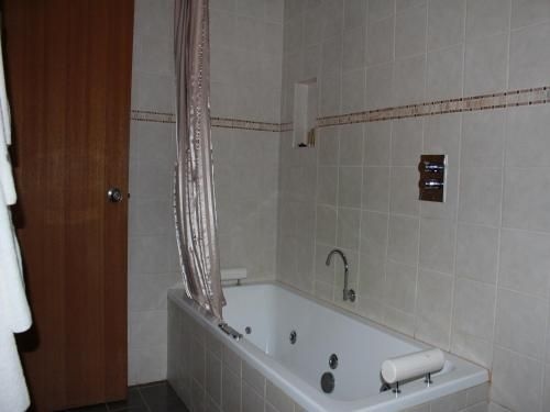 Marima Cottages4