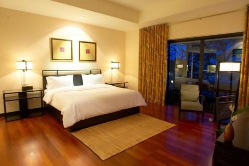 ลักซ์ เรสซิเดนซ์ (Luxe Residence)0