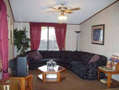 Knights Inn Columbus East2