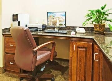 Holiday Inn Express Vernon College Area Highway 2873