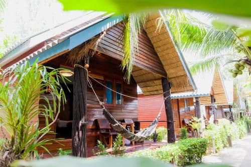 Bungalow with Patio