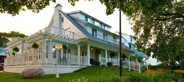 Chestnut Inn1