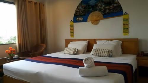 Deluxe Double or Twin Room