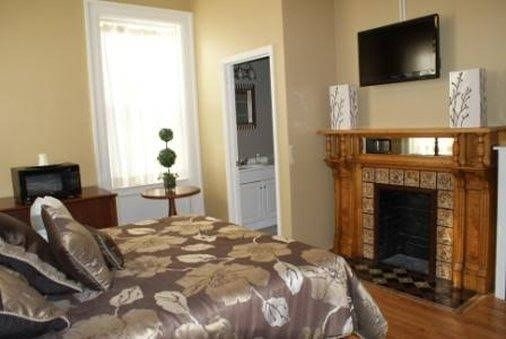 Beacon Hotel Oswego2