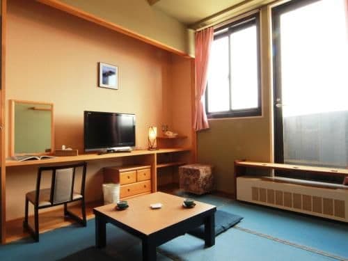 Japanese-Style Twin Room with Shared Bathroom