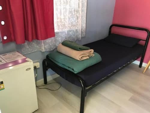 Single Room with Shared Bathroom