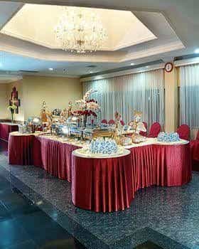 รอยัล รีแกนทริส เซนดาน่า รอยัล รีแกนทริส เซนดาน่า