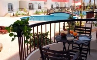 Desert Pearl Apartments4