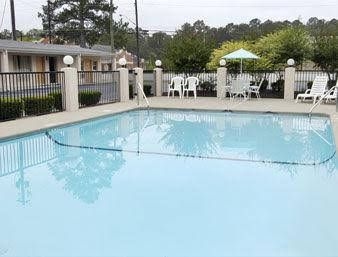 Sunrise Inn Rome1