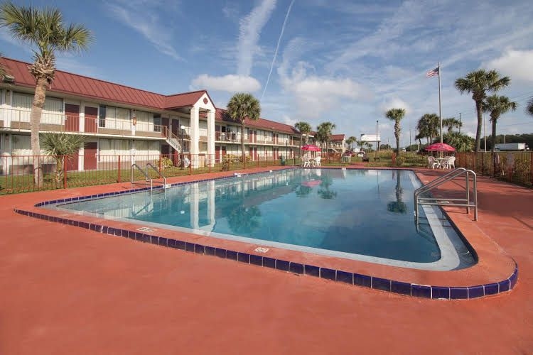 Red Roof Inn Dundee - Winter Haven East1