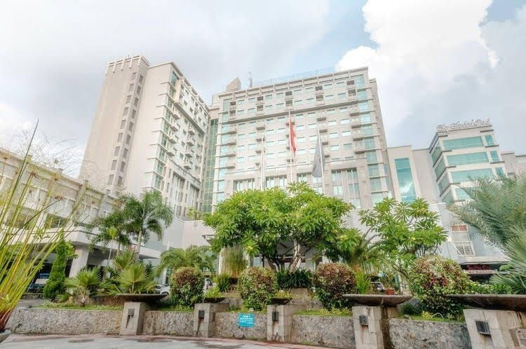 คลาโร มากัสซาร์ โฮเต็ล แอนด์ คอนเวนชั่น (CLARO Makassar Hotel & Convention)0