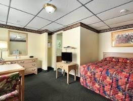 Knights Inn4