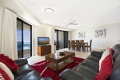 Standard One-Bedroom Apartment with Partial or Full Ocean View