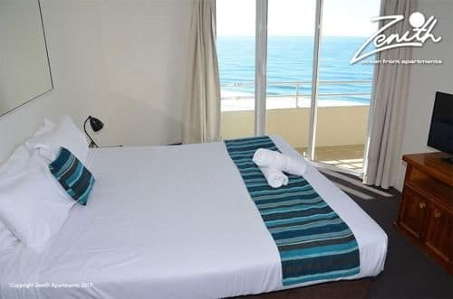 Deluxe One-Bedroom Apartment