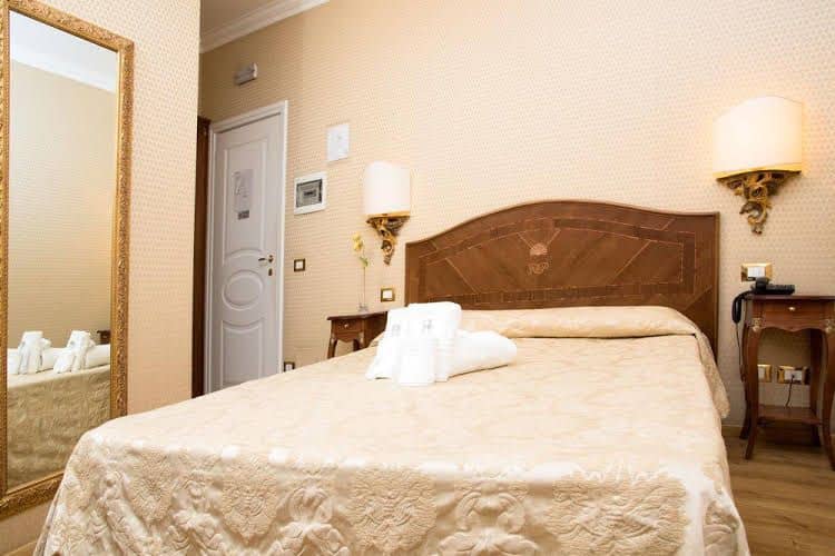 Trevi Luxury Rooms Trevi Luxury Rooms