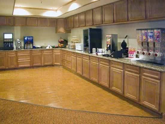 Country Inn and Suites Pineville