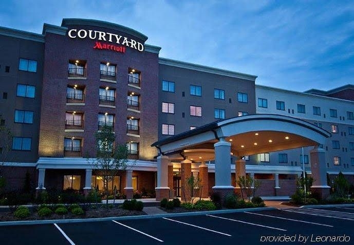 คอร์ตยาร์ด บัฟฟาโล แอร์พอร์ต (Courtyard Buffalo Airport)0