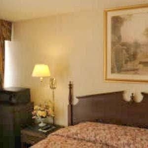 Lakeview Inn0