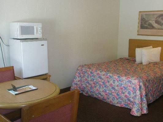 Budget Inn Malvern1