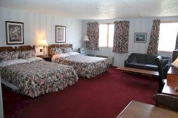 Diamond Motor Inn3