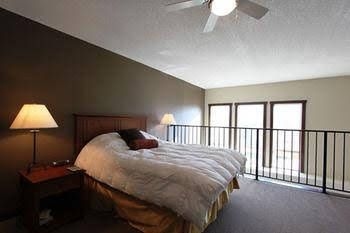 Silver Rock Condominiums3