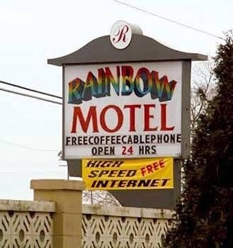 Rainbow Motel0