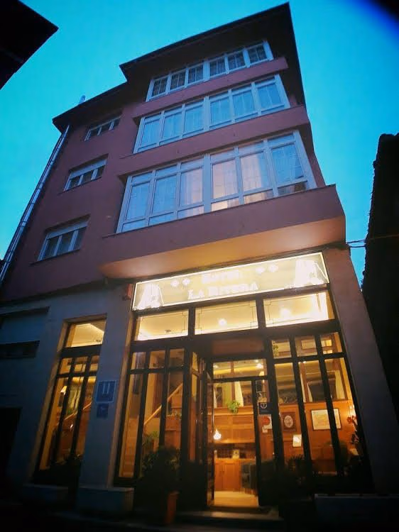 Hotel La Rivera1