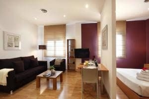 Fisa Rentals Ramblas Apartments0