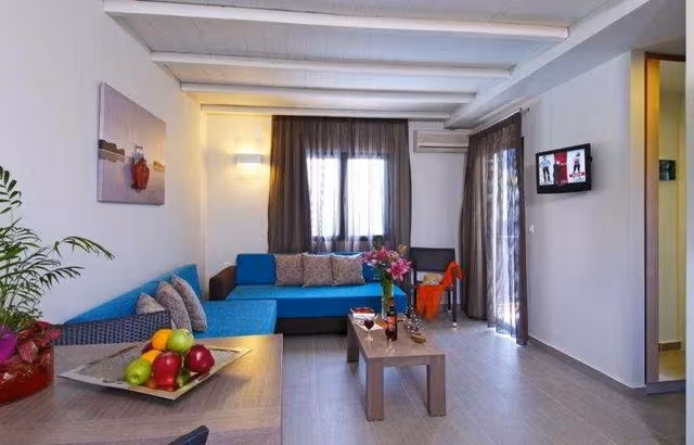 SUITE TWO BEDROOMS