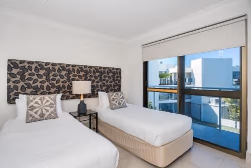 Deluxe Two-Bedroom Apartment with Ocean View