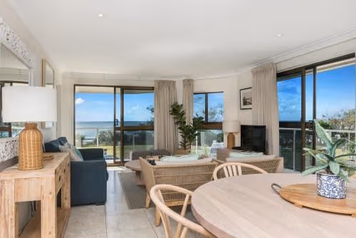 Two-Bedroom Penthouse with Two Bathrooms and Ocean Views