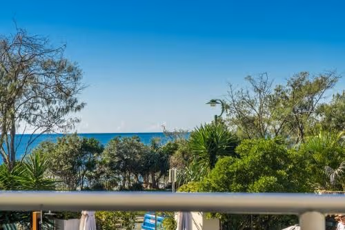 Deluxe Two-Bedroom Apartment with Ocean View