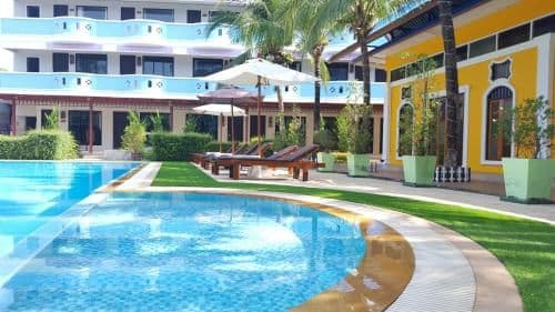 Deluxe Double or Twin Room